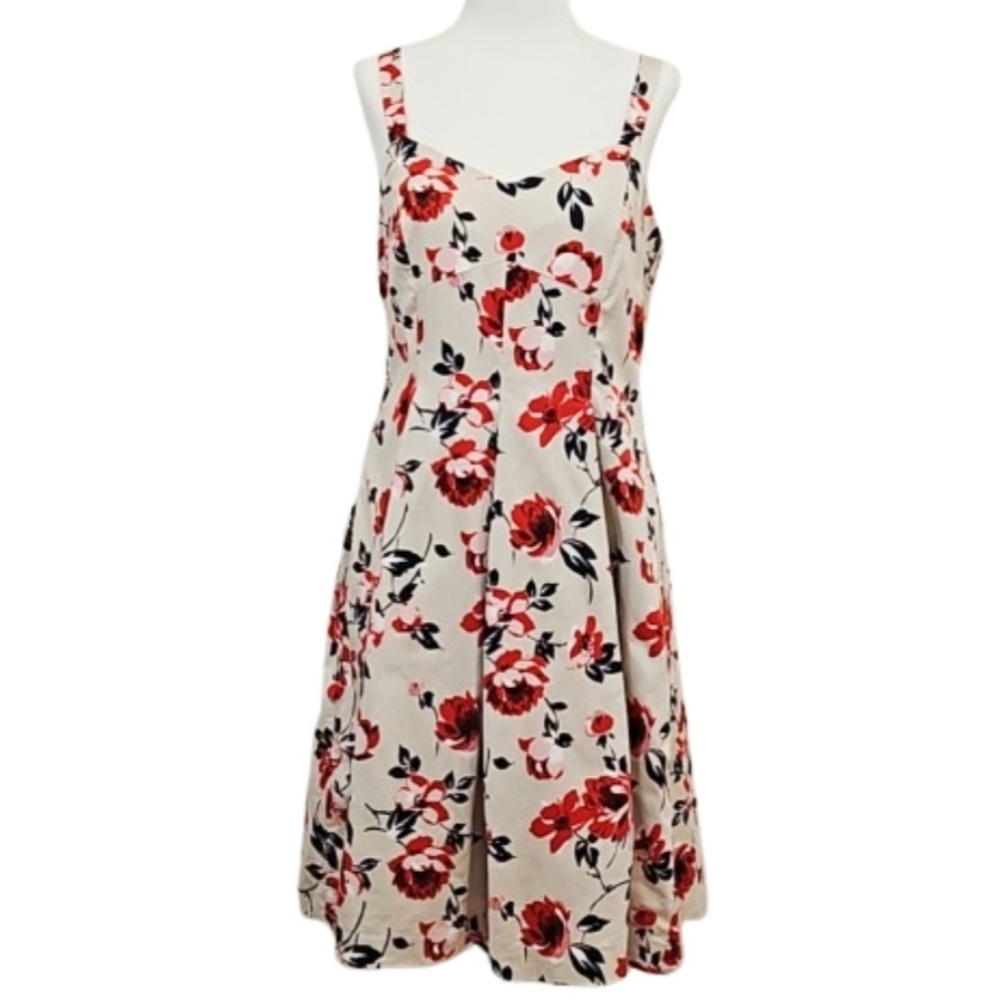 CUE Size 12 Fit Flare Floral Dress with Pockets - NWOT